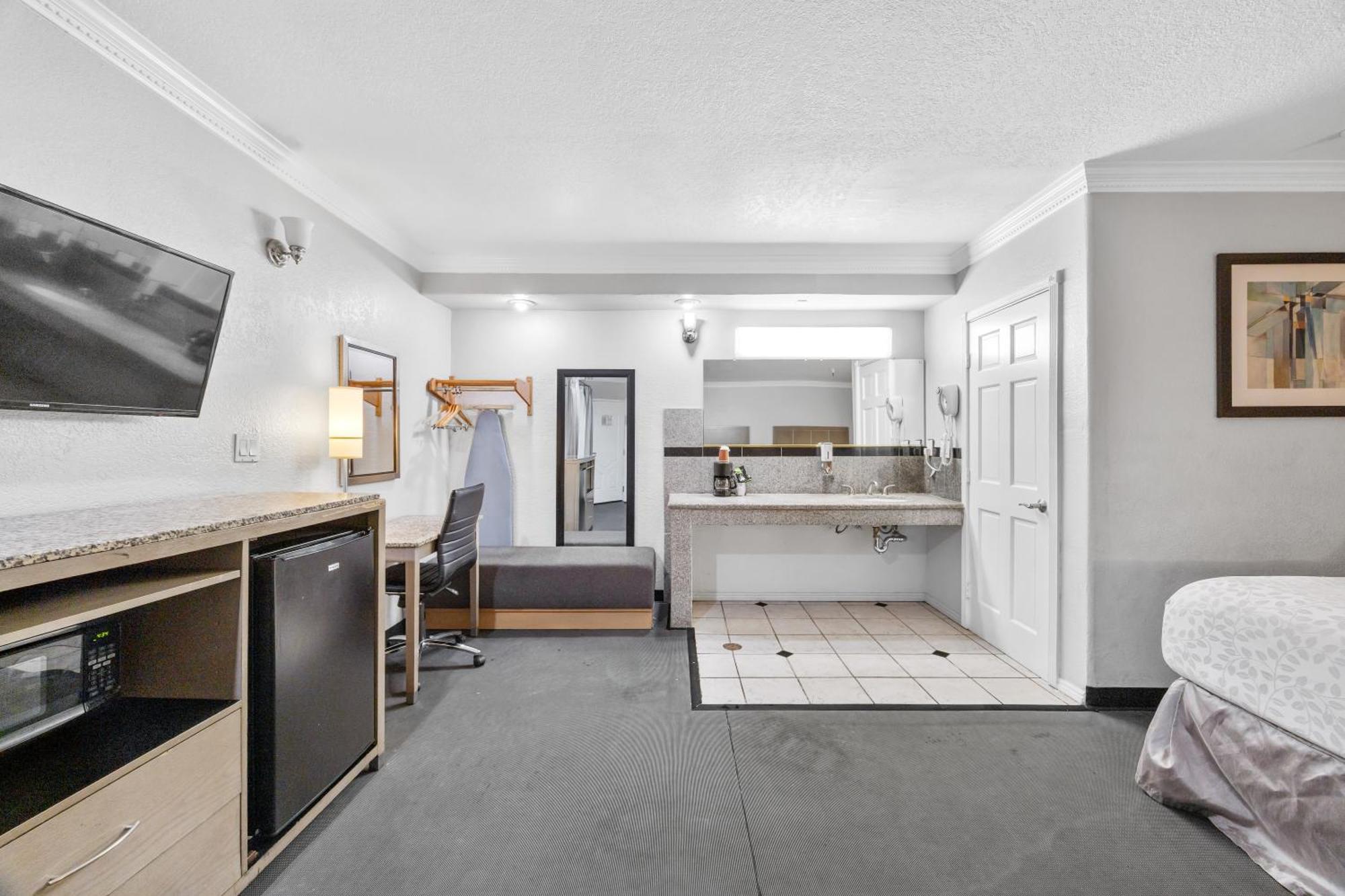 Americas Best Value Inn - Milpitas Extérieur photo